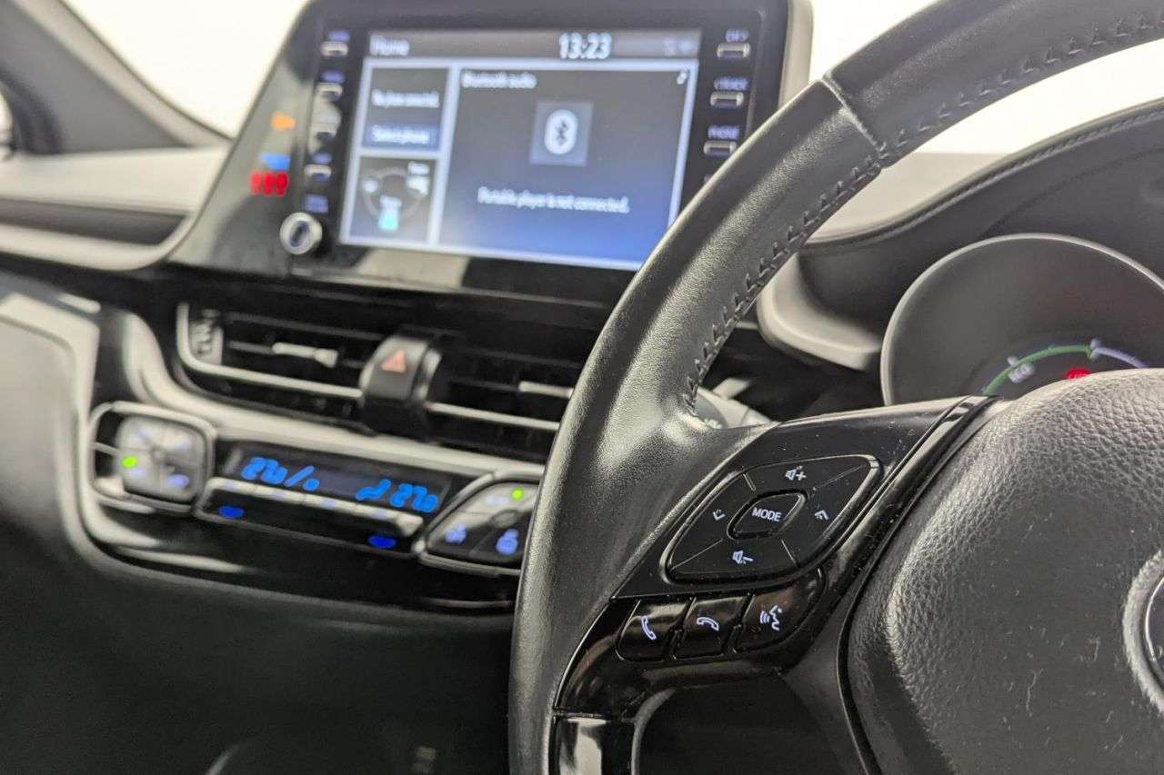 2022 TOYOTA C-HR 2022 TOYOTA C-HR