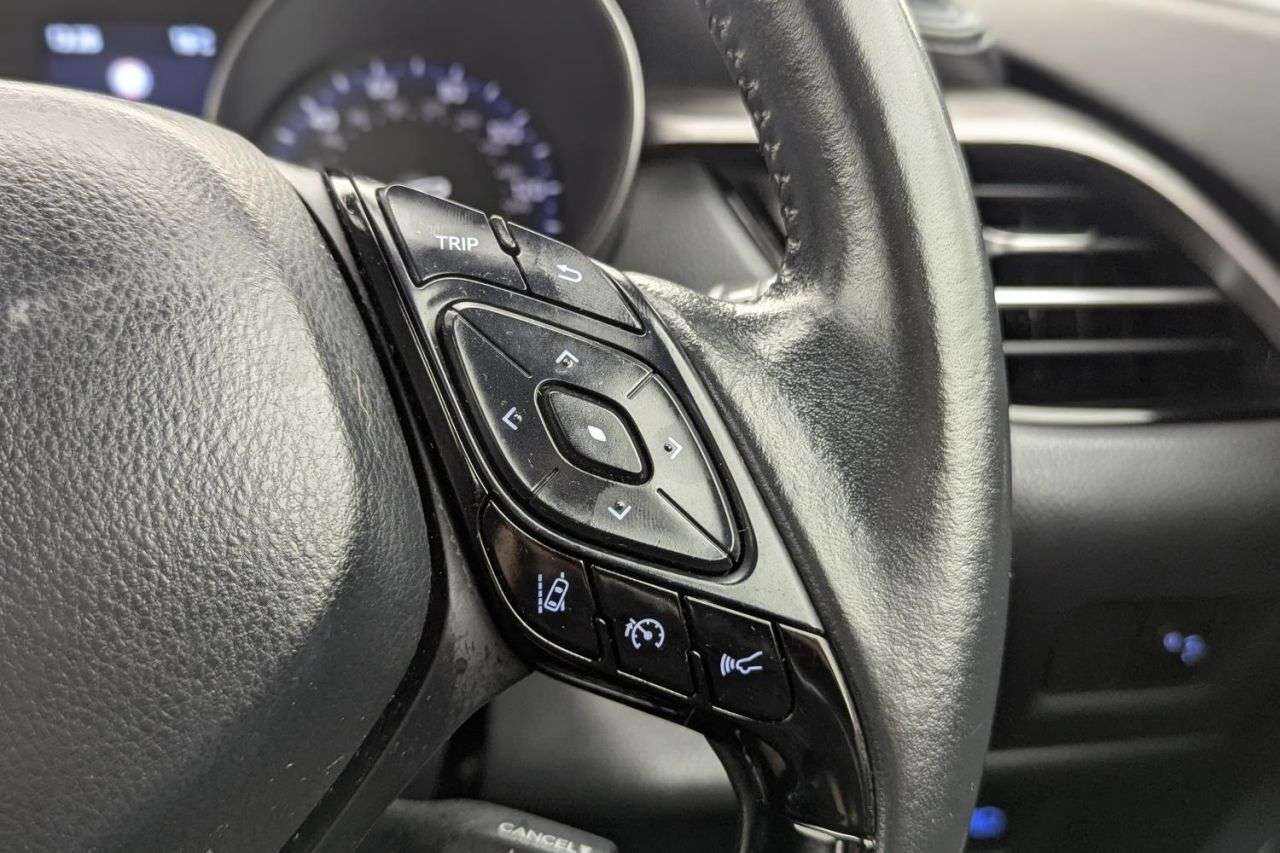 2022 TOYOTA C-HR 2022 TOYOTA C-HR
