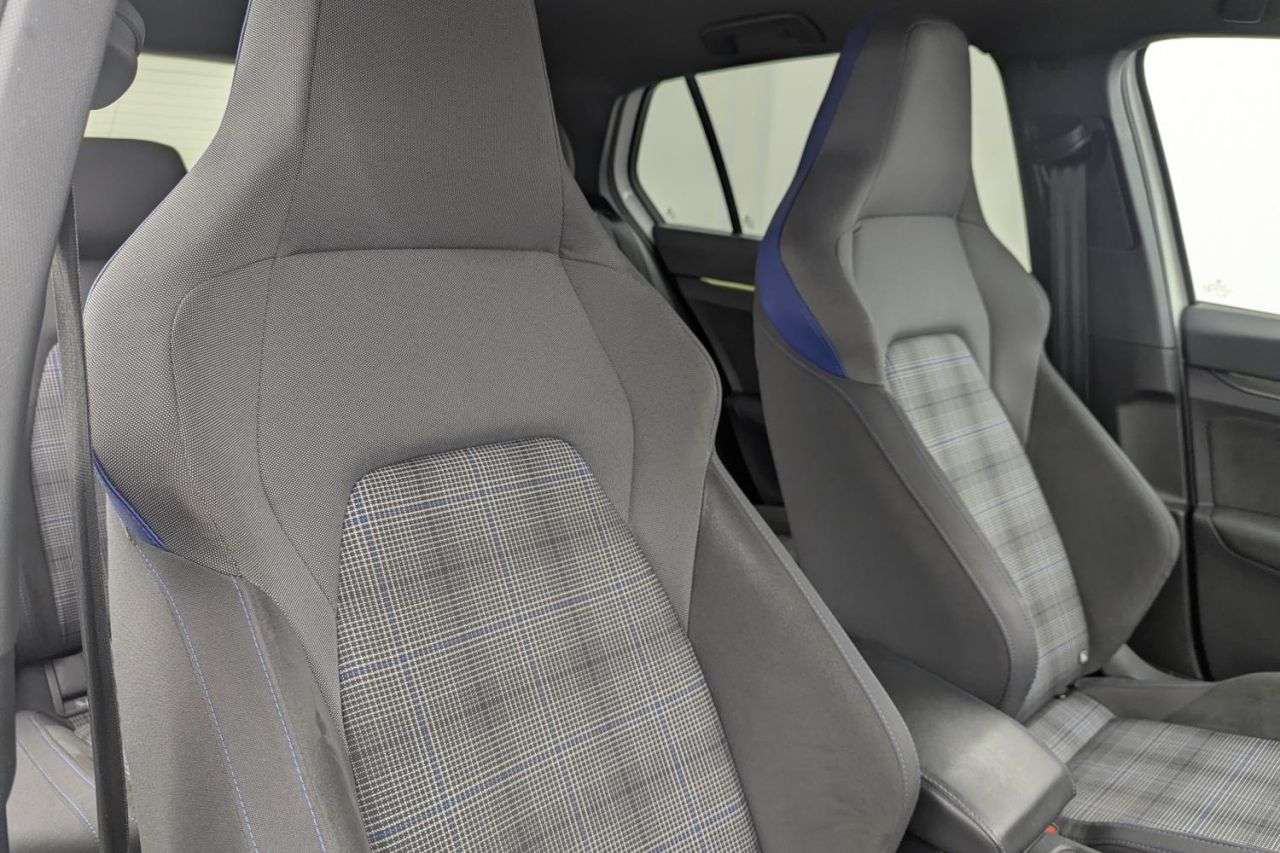 2022 VOLKSWAGEN GOLF 2022 VOLKSWAGEN GOLF