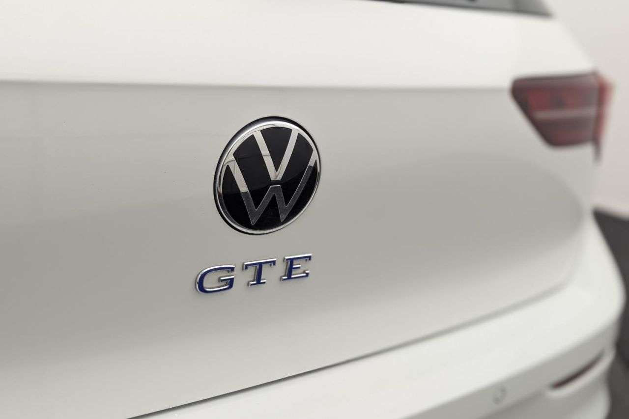 2022 VOLKSWAGEN GOLF 2022 VOLKSWAGEN GOLF