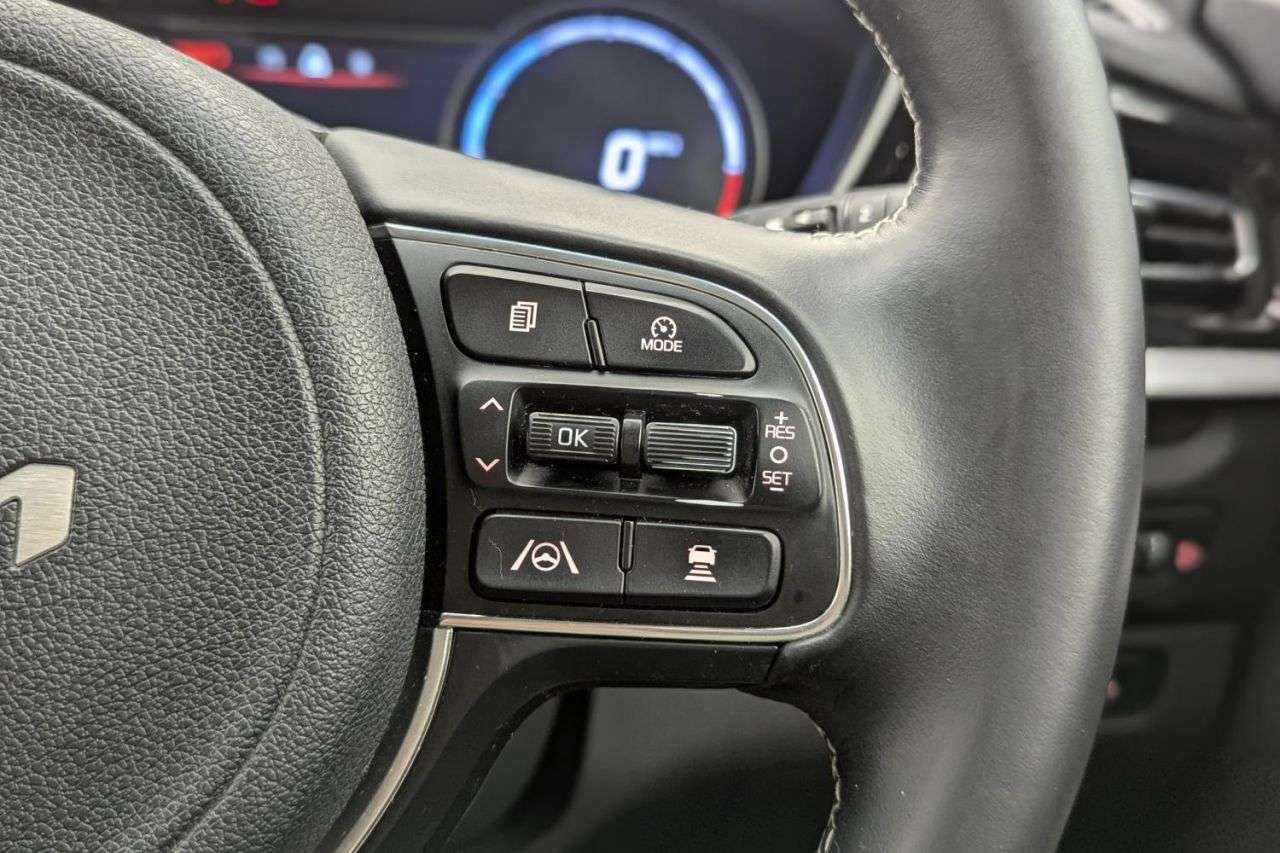 2021 KIA NIRO 2021 KIA NIRO