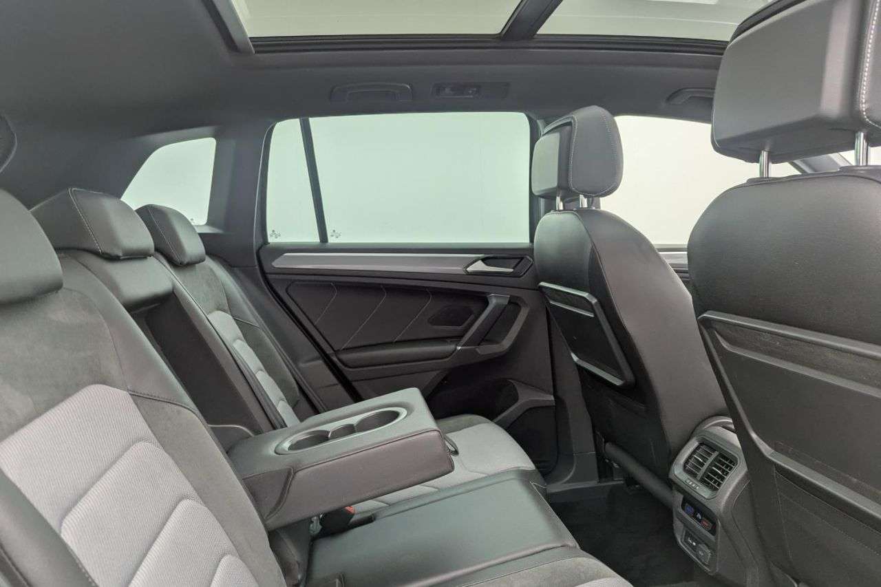 2018 VOLKSWAGEN TIGUAN 2018 VOLKSWAGEN TIGUAN