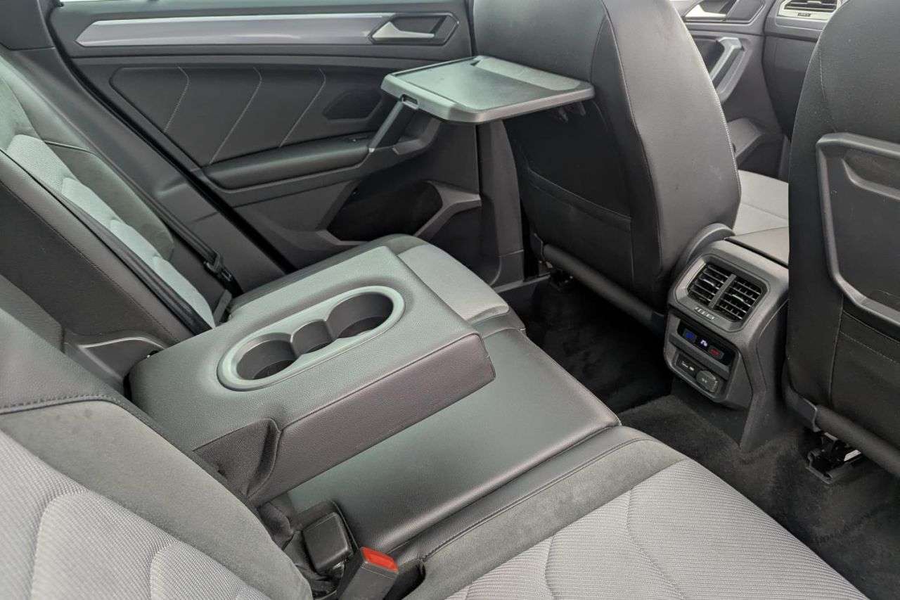 2018 VOLKSWAGEN TIGUAN 2018 VOLKSWAGEN TIGUAN