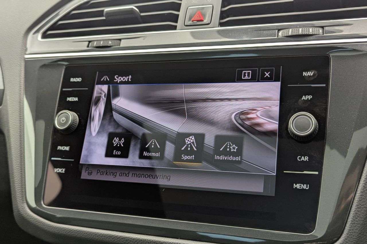 2018 VOLKSWAGEN TIGUAN 2018 VOLKSWAGEN TIGUAN