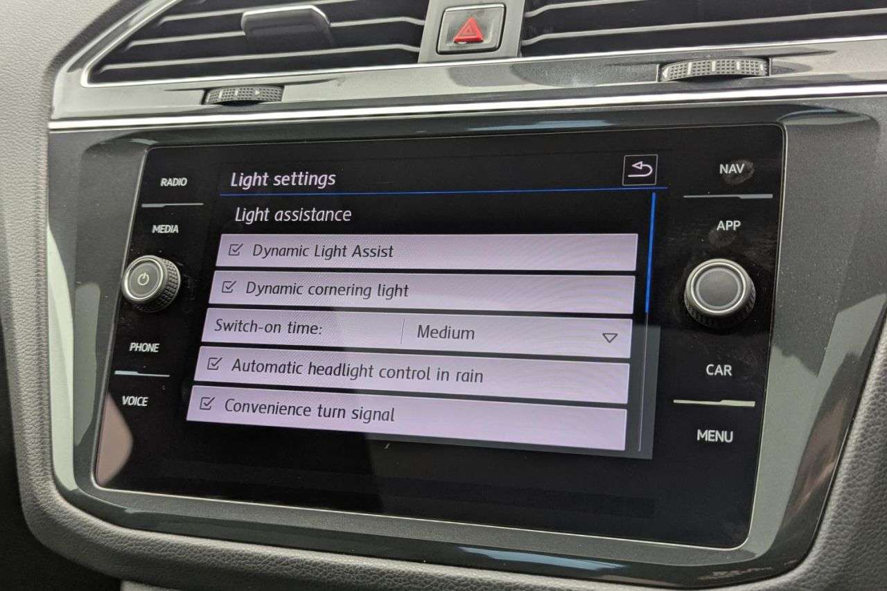 2018 VOLKSWAGEN TIGUAN 2018 VOLKSWAGEN TIGUAN