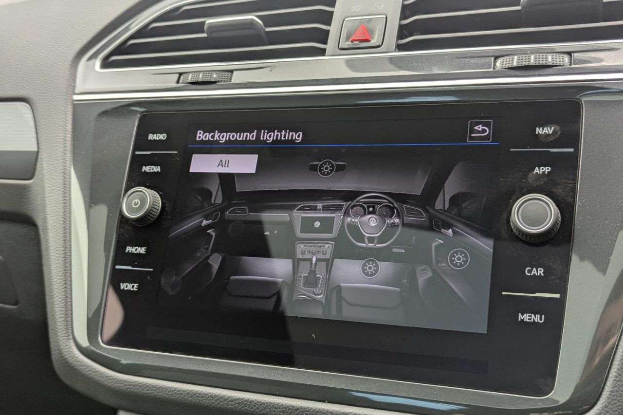 2018 VOLKSWAGEN TIGUAN 2018 VOLKSWAGEN TIGUAN