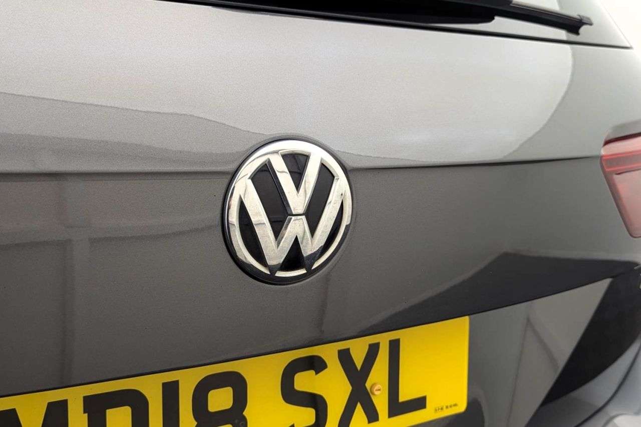 2018 VOLKSWAGEN TIGUAN 2018 VOLKSWAGEN TIGUAN