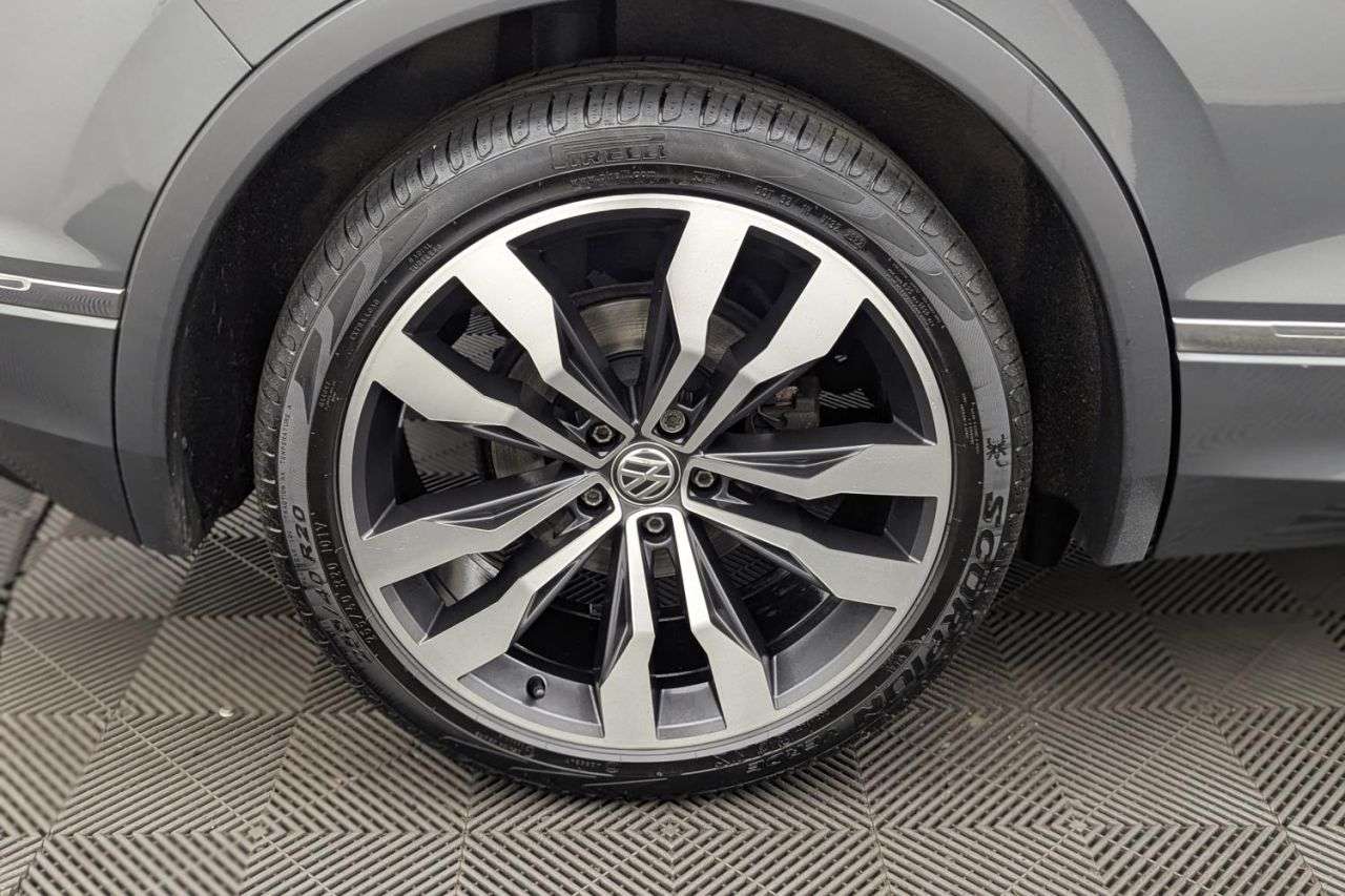 2018 VOLKSWAGEN TIGUAN 2018 VOLKSWAGEN TIGUAN