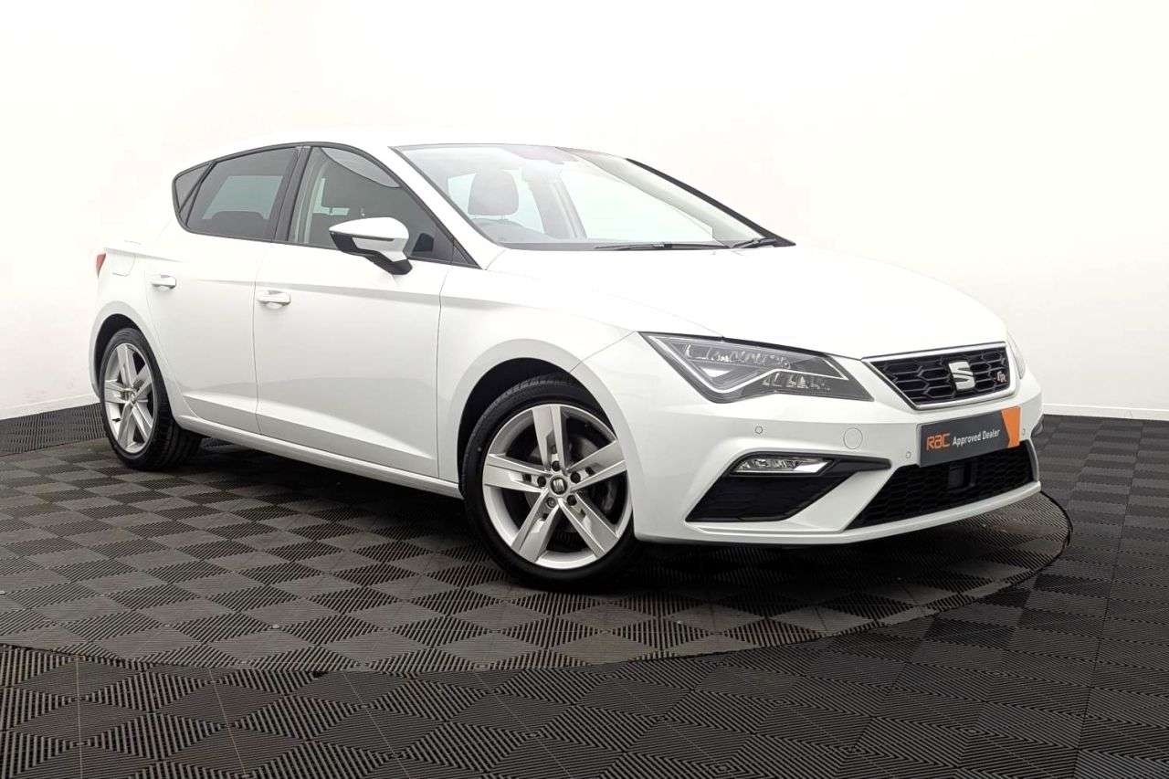 A 2020 SEAT LEON 1.5 TSI EVO FR Hatchback 5dr Petrol Manual Euro 6 (s/s) (130 ps) Award Winn A 2020 SEAT LEON 1.5 TSI EVO FR Hatchback 5dr Petrol Manual Euro 6 (s/s) (130 ps) Award Winn