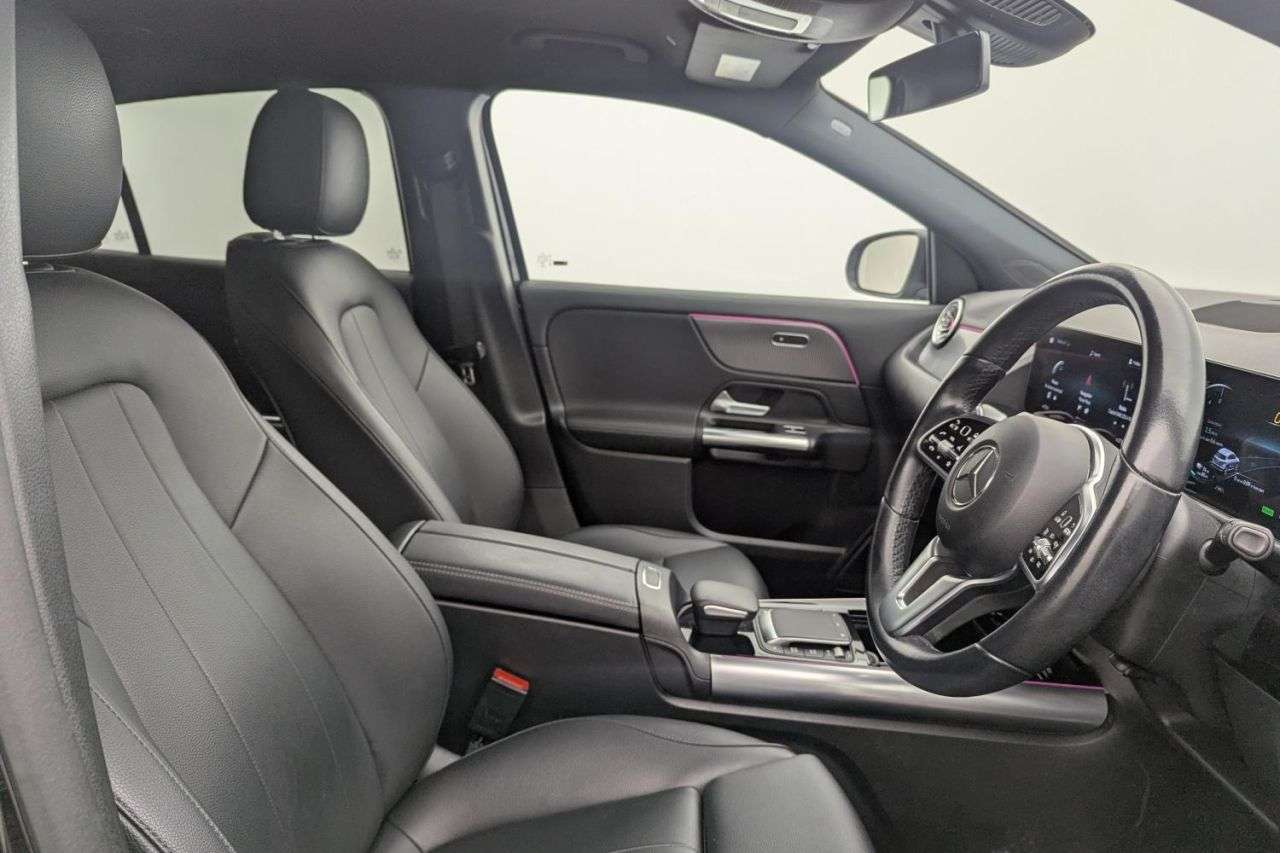 A 2022 MERCEDES-BENZ EQA EQA 250+ 70.5kWh Sport SUV 5dr Electric Auto (190 ps) Award Winning 5 Star A 2022 MERCEDES-BENZ EQA EQA 250+ 70.5kWh Sport SUV 5dr Electric Auto (190 ps) Award Winning 5 Star