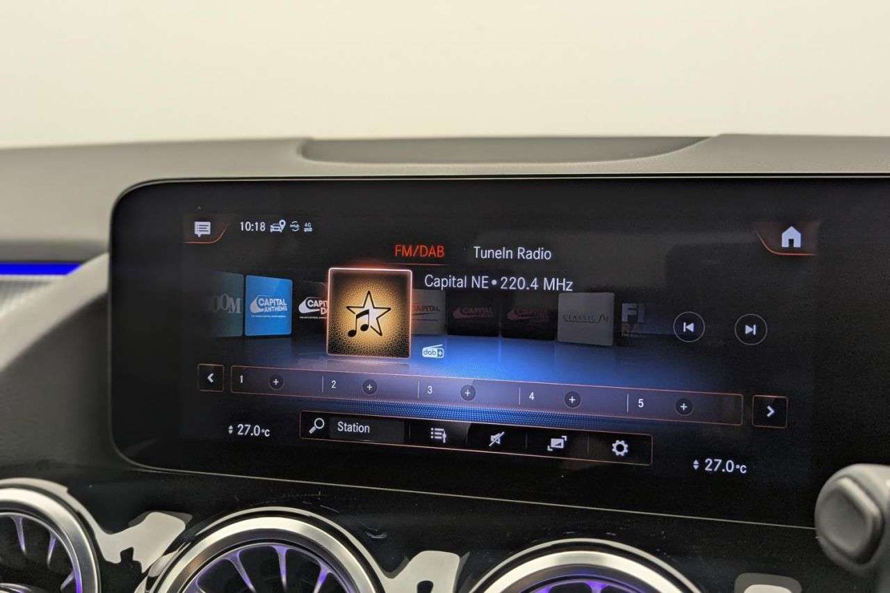 2022 MERCEDES-BENZ EQA 2022 MERCEDES-BENZ EQA