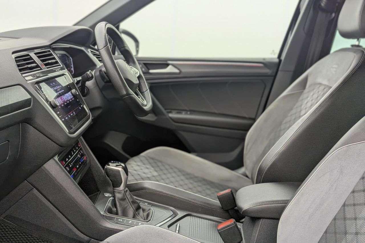 2021 VOLKSWAGEN TIGUAN 2021 VOLKSWAGEN TIGUAN