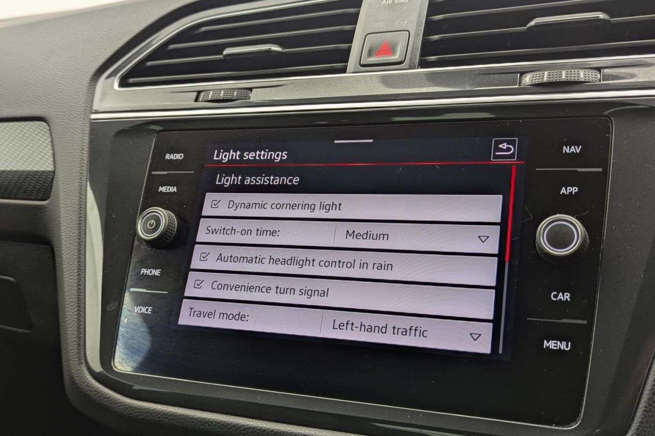 2021 VOLKSWAGEN TIGUAN 2021 VOLKSWAGEN TIGUAN