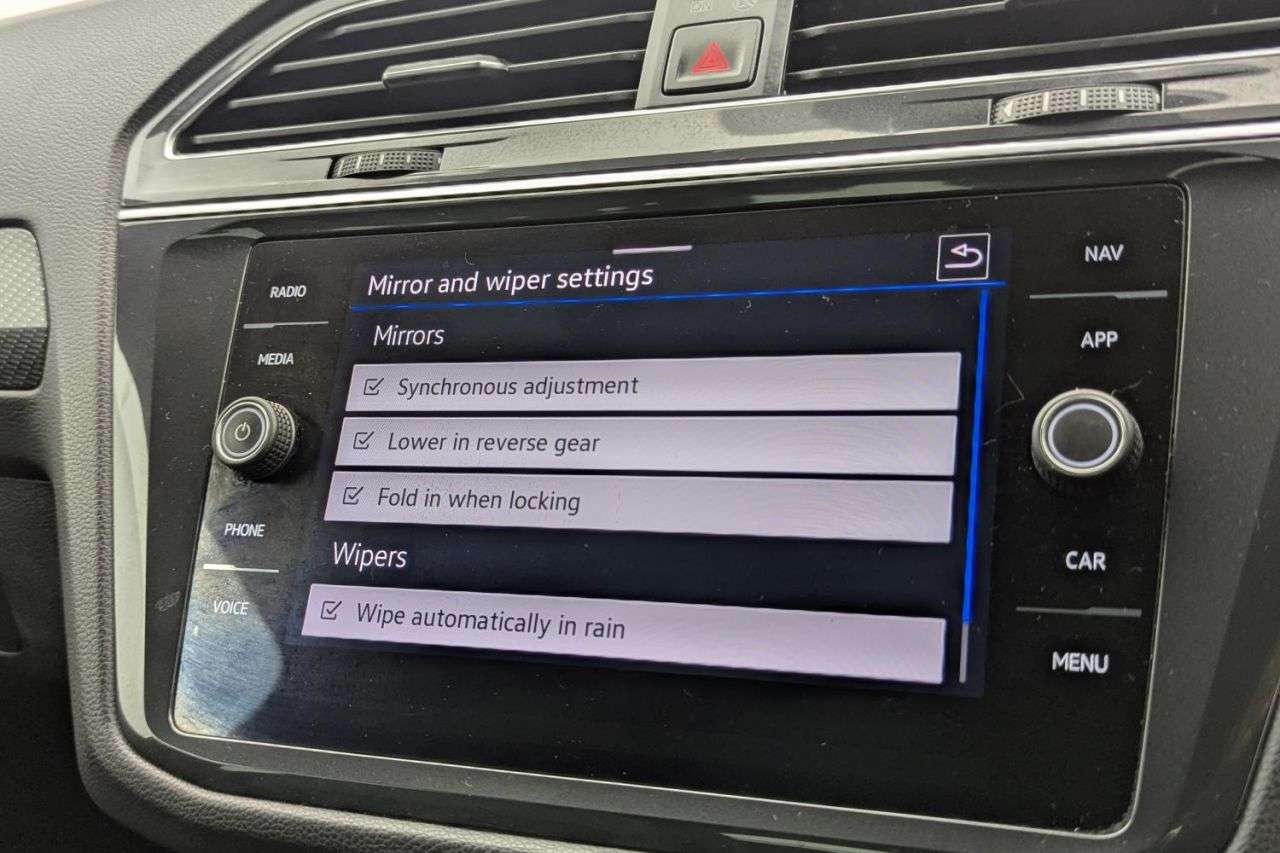 2021 VOLKSWAGEN TIGUAN 2021 VOLKSWAGEN TIGUAN