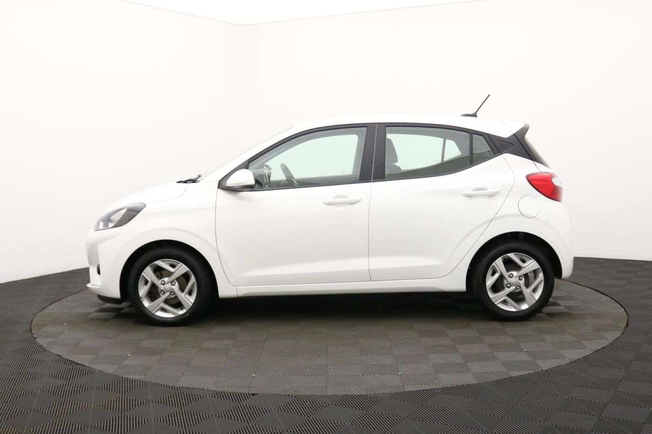 2023 HYUNDAI I10 2023 HYUNDAI I10