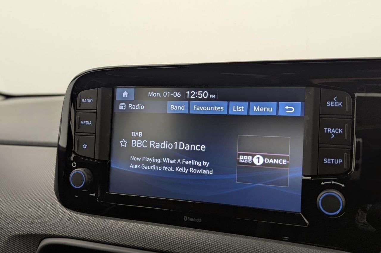 2023 HYUNDAI I10 2023 HYUNDAI I10