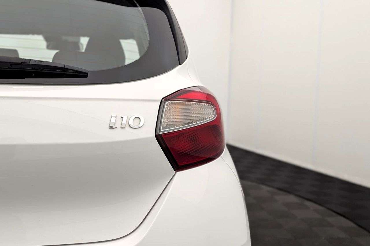 2023 HYUNDAI I10 2023 HYUNDAI I10