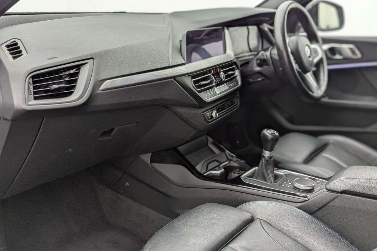 2019 BMW 1 SERIES 2019 BMW 1 SERIES
