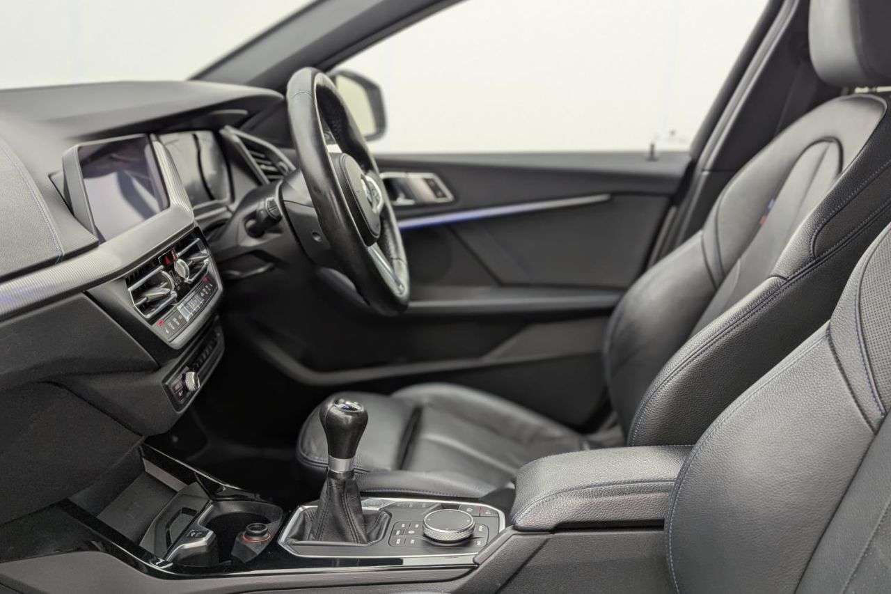 2019 BMW 1 SERIES 2019 BMW 1 SERIES