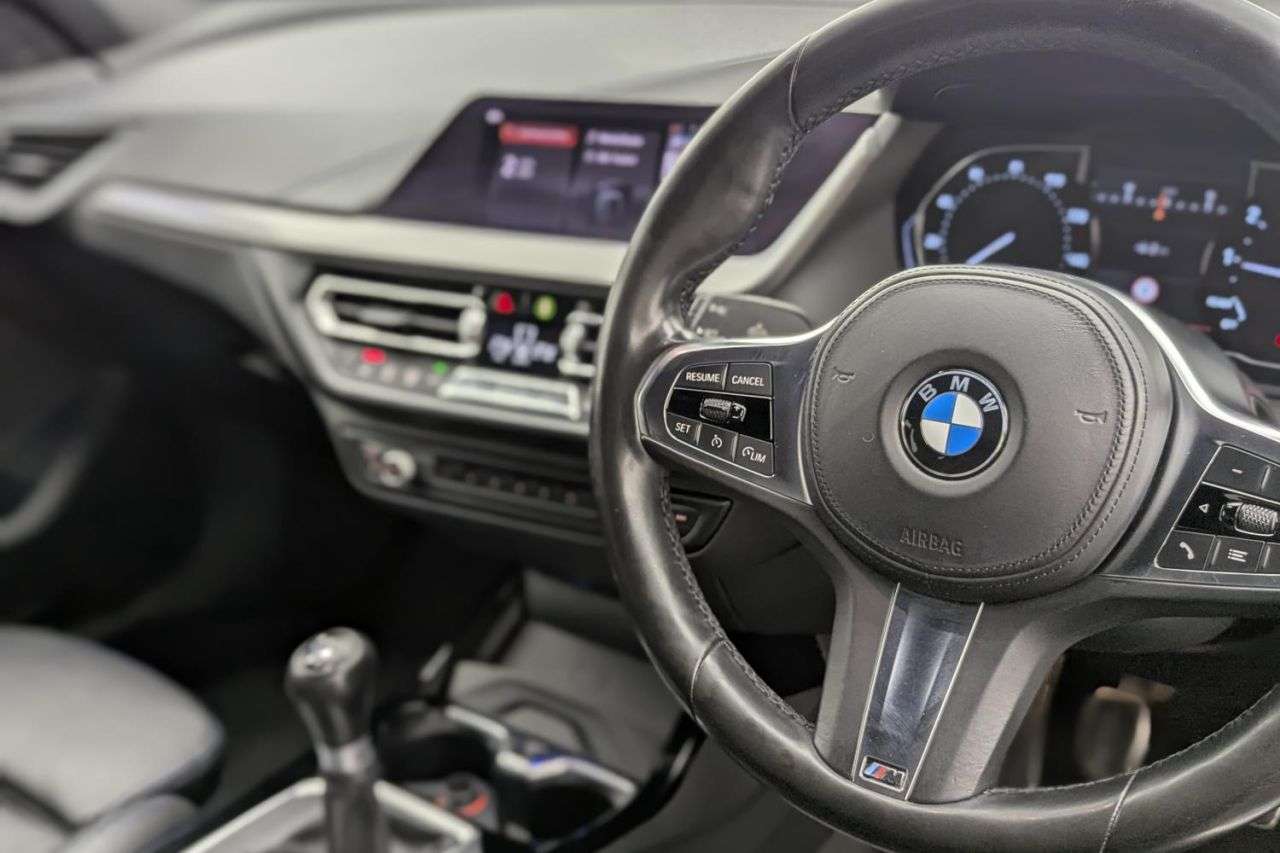 2019 BMW 1 SERIES 2019 BMW 1 SERIES