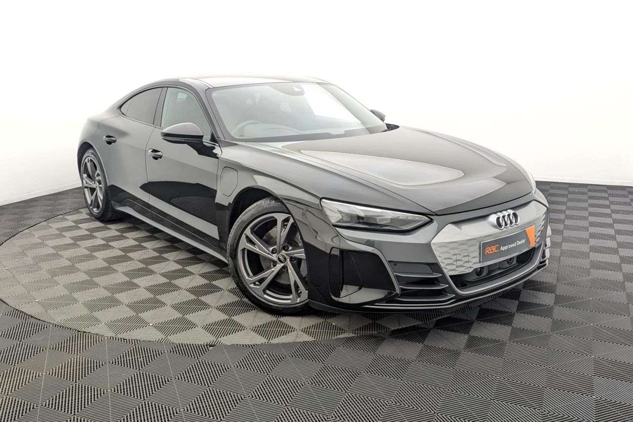 A 2022 AUDI E-TRON GT 93.4kWh Saloon 4dr Electric Auto quattro (476 ps) Award Winning 5 Star Deal A 2022 AUDI E-TRON GT 93.4kWh Saloon 4dr Electric Auto quattro (476 ps) Award Winning 5 Star Deal