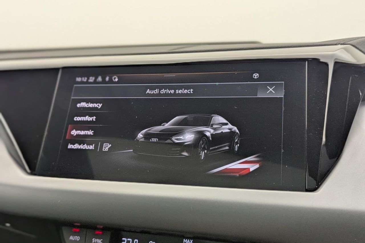 2022 AUDI E-TRON GT 2022 AUDI E-TRON GT