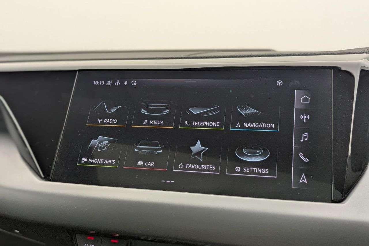 2022 AUDI E-TRON GT 2022 AUDI E-TRON GT