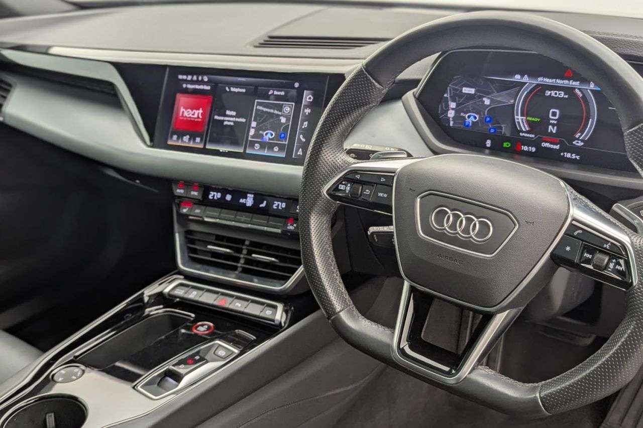 2022 AUDI E-TRON GT 2022 AUDI E-TRON GT