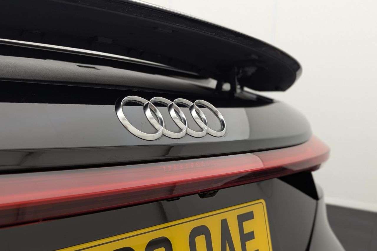 2022 AUDI E-TRON GT 2022 AUDI E-TRON GT