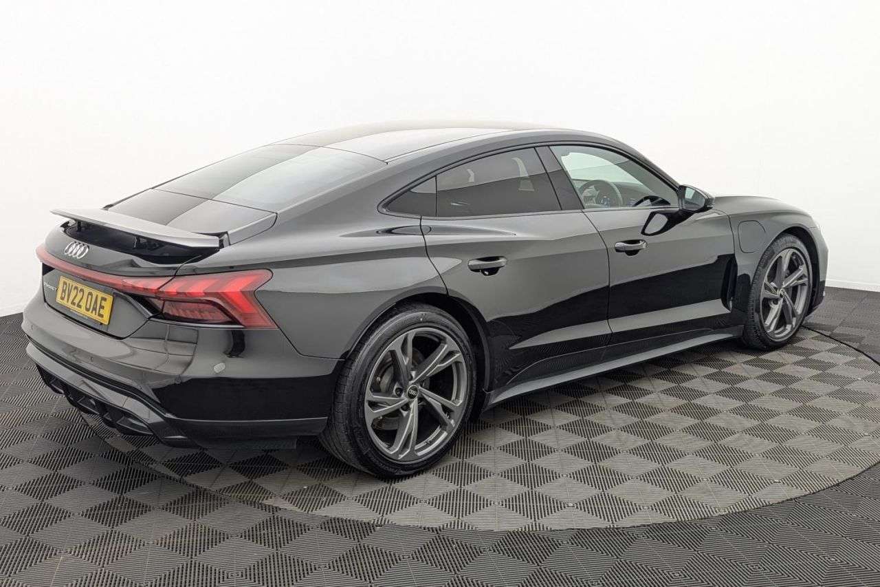 2022 AUDI E-TRON GT 2022 AUDI E-TRON GT