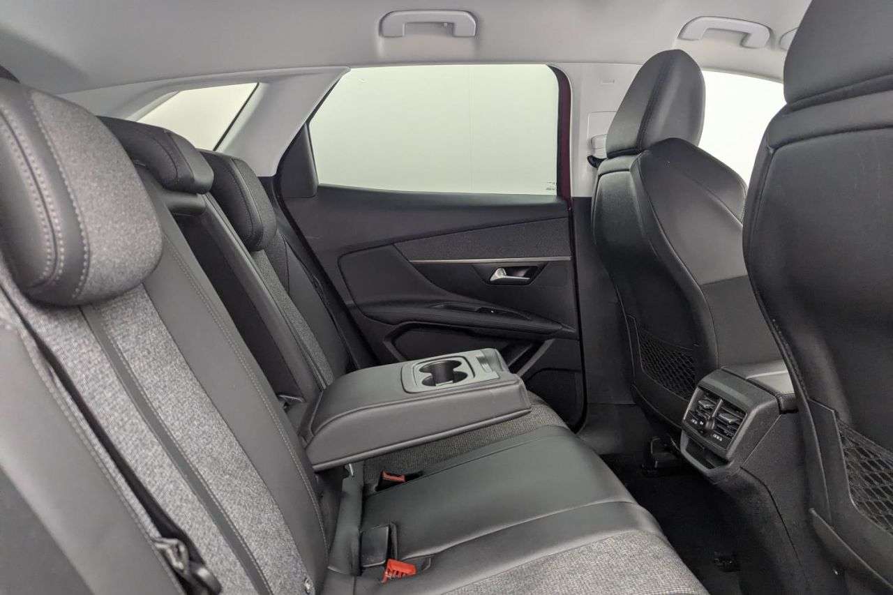 2020 PEUGEOT 3008 2020 PEUGEOT 3008
