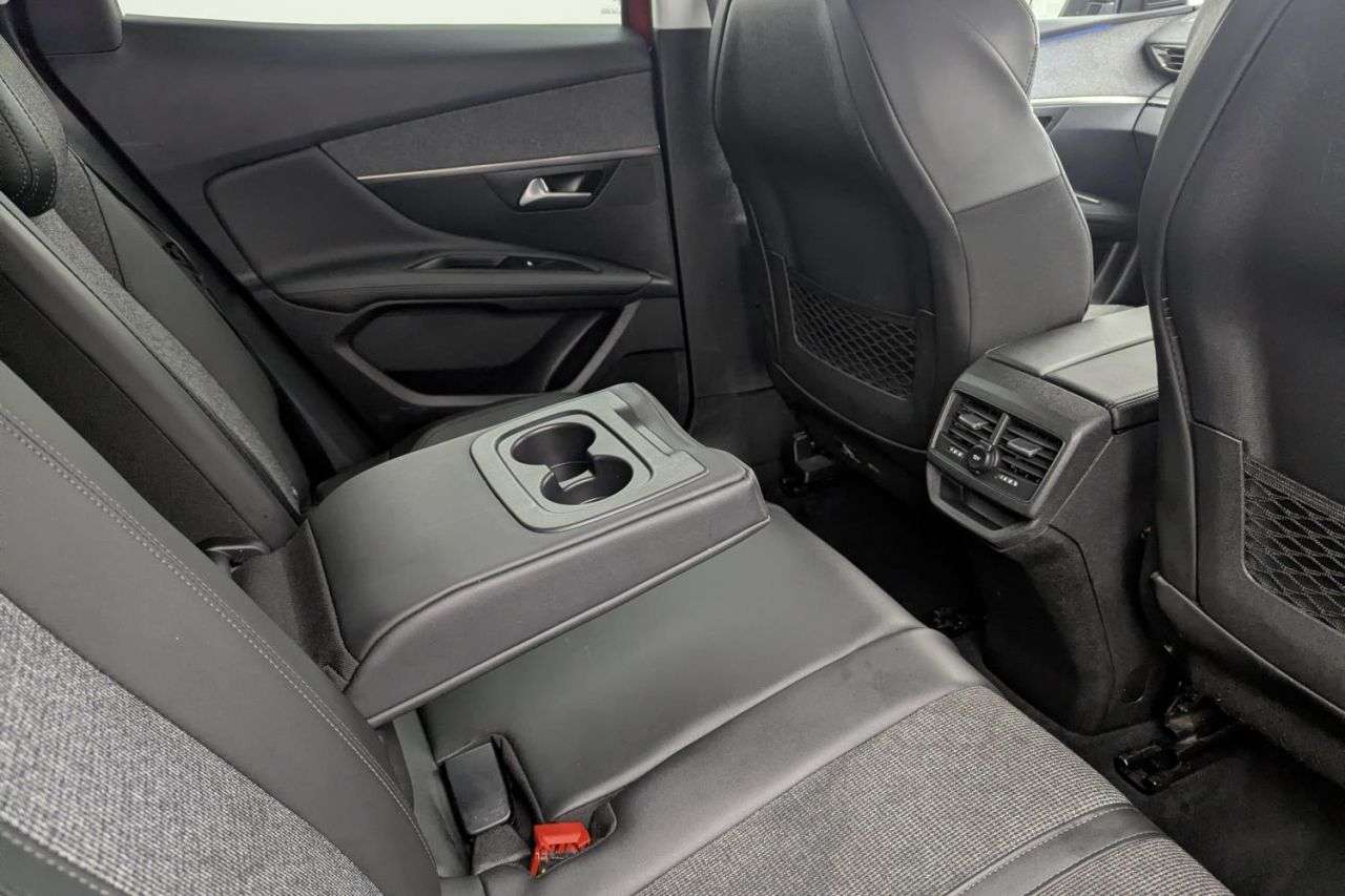 2020 PEUGEOT 3008 2020 PEUGEOT 3008