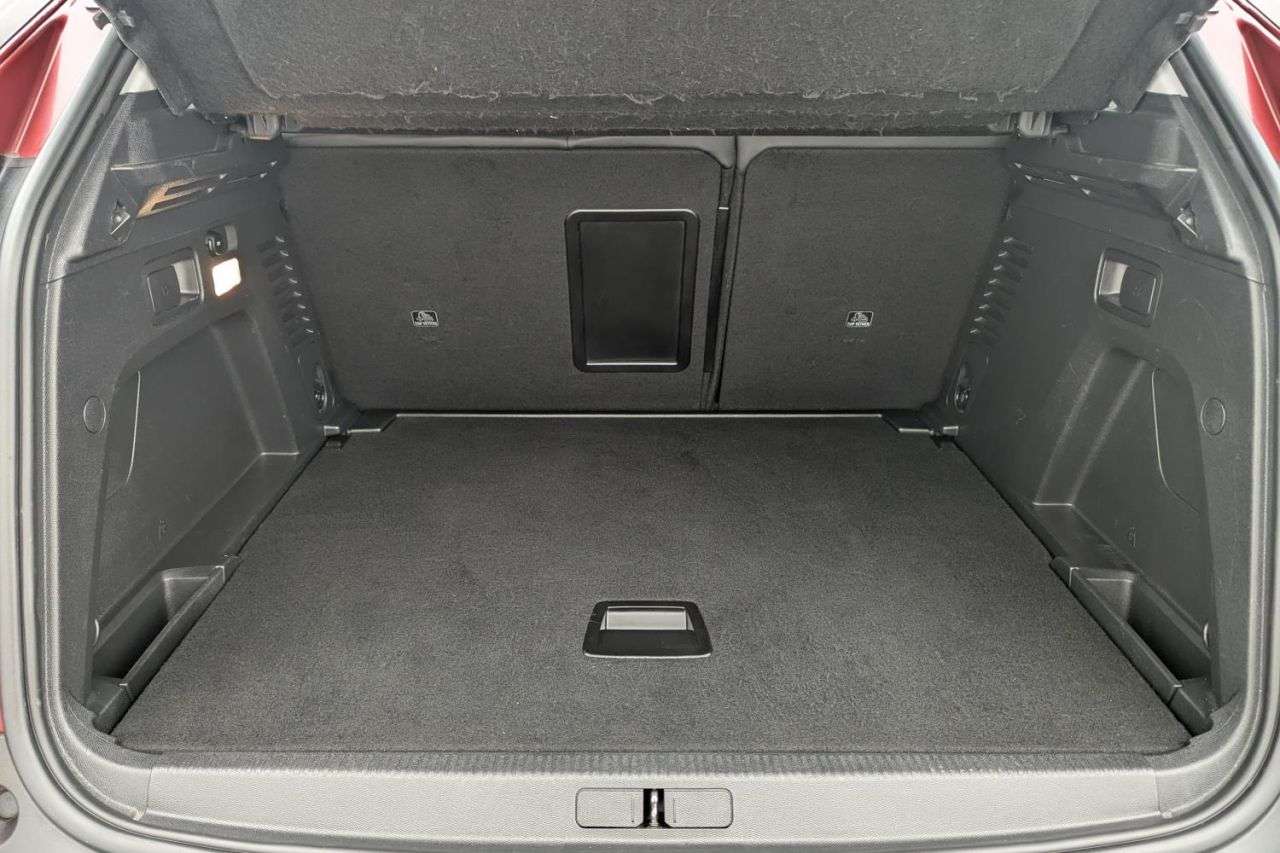 2020 PEUGEOT 3008 2020 PEUGEOT 3008