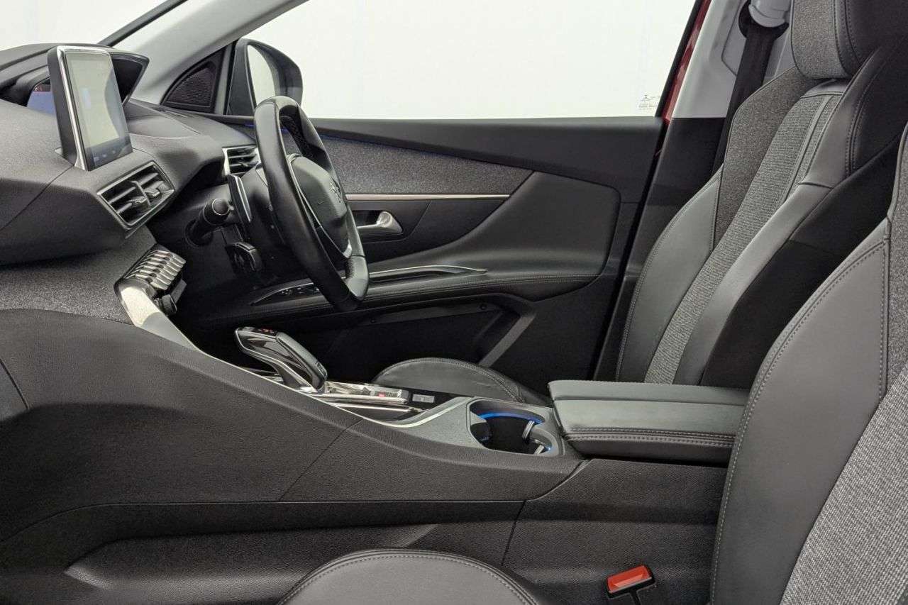 2020 PEUGEOT 3008 2020 PEUGEOT 3008