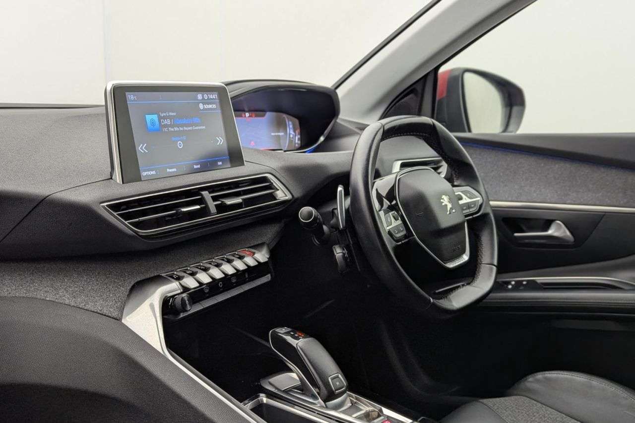 2020 PEUGEOT 3008 2020 PEUGEOT 3008