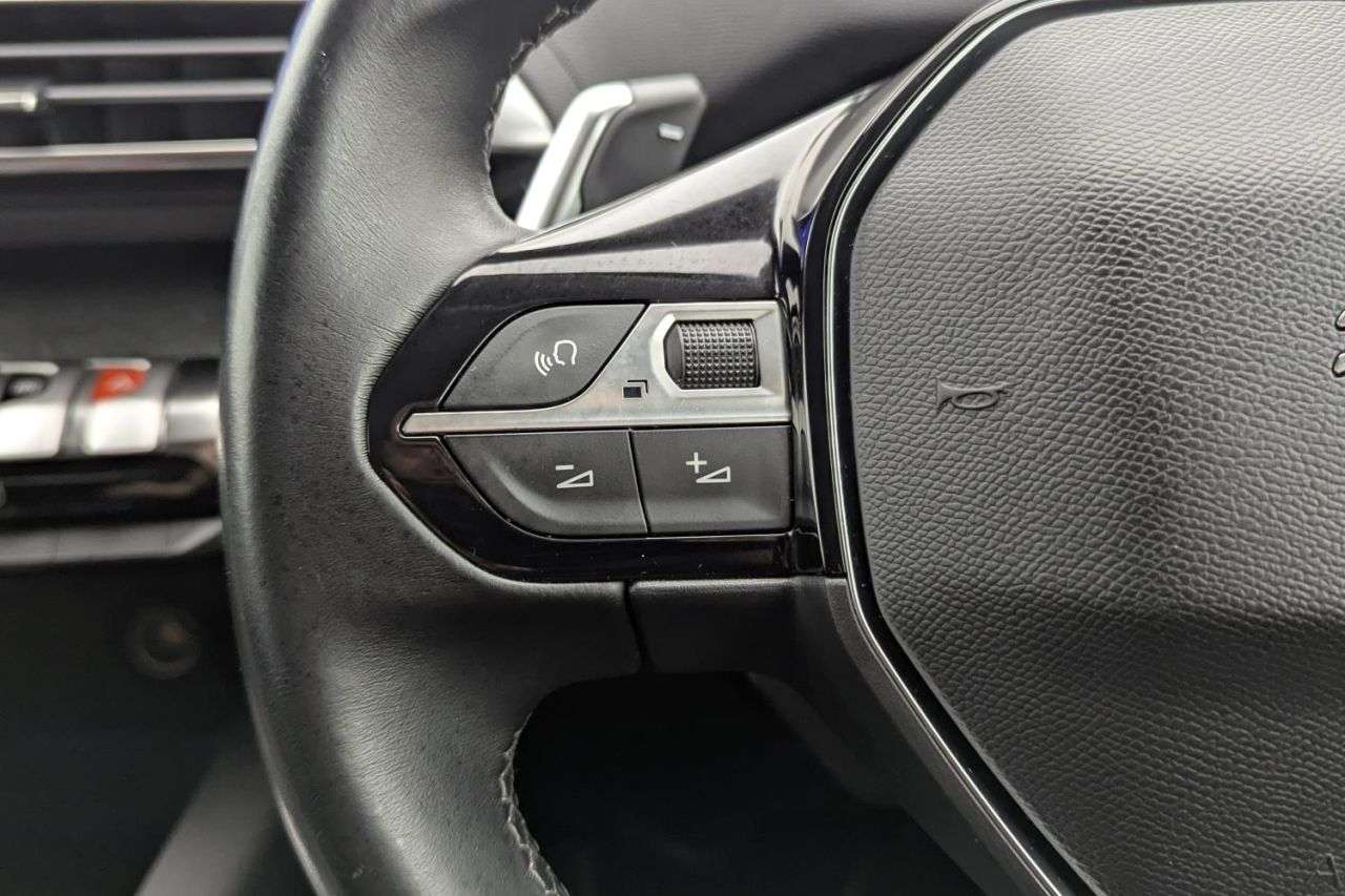 2020 PEUGEOT 3008 2020 PEUGEOT 3008