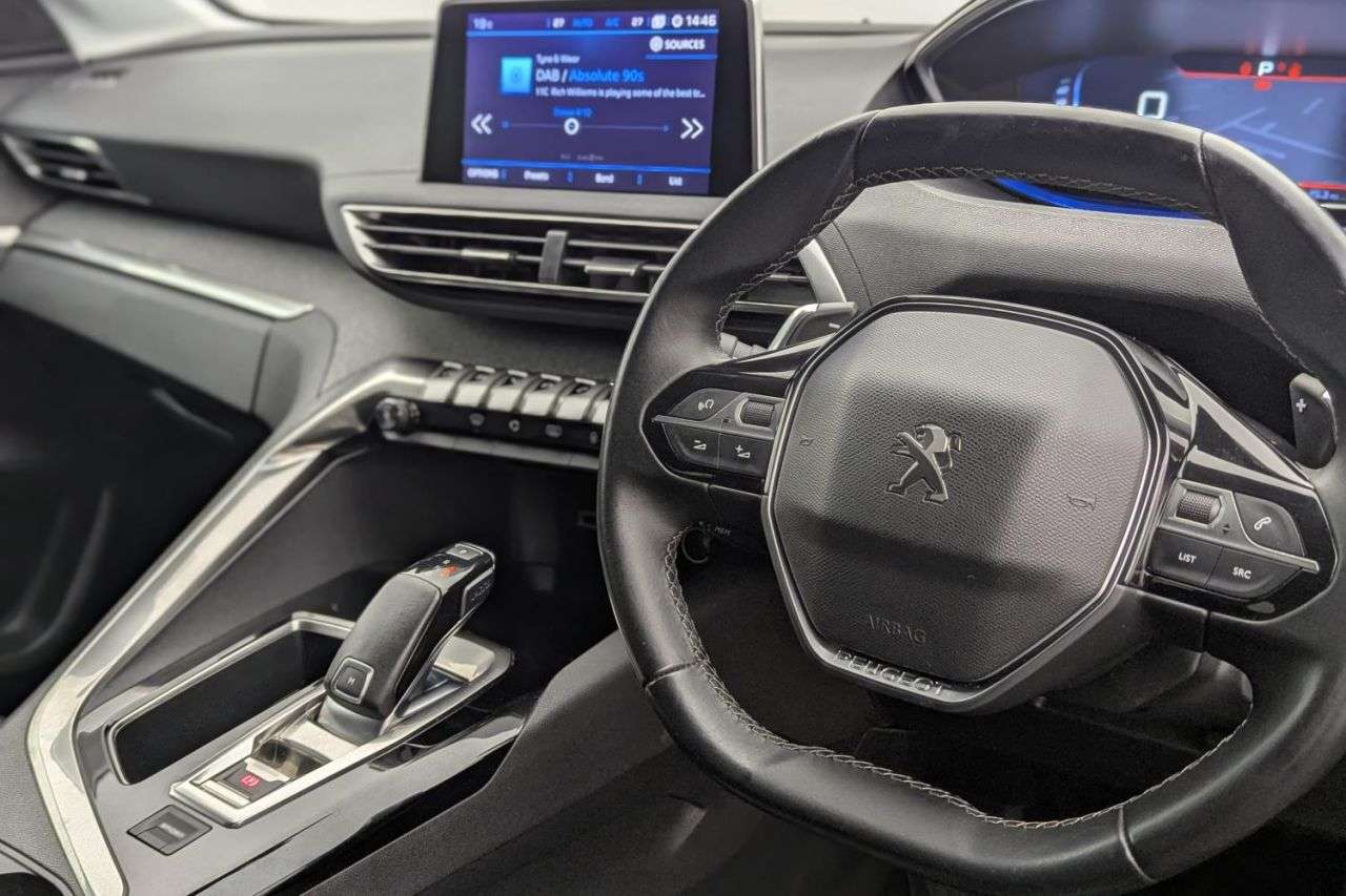 2020 PEUGEOT 3008 2020 PEUGEOT 3008