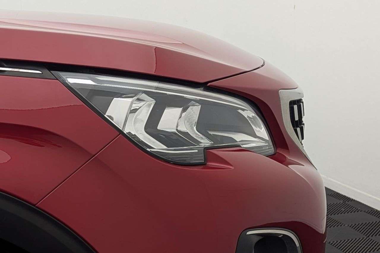 2020 PEUGEOT 3008 2020 PEUGEOT 3008