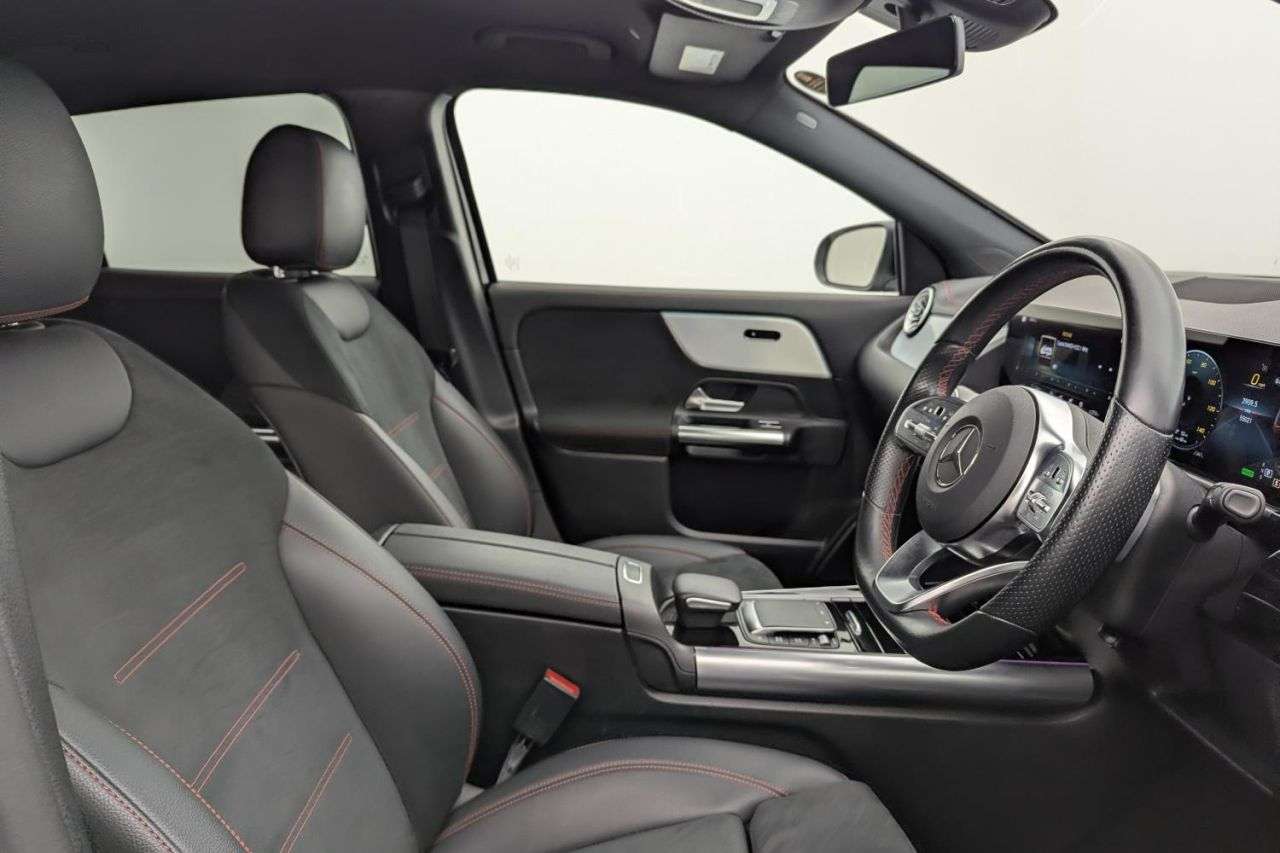 A 2022 MERCEDES-BENZ EQA EQA 300 66.5kWh AMG Line SUV 5dr Electric Auto 4MATIC (228 ps) Award Winnin A 2022 MERCEDES-BENZ EQA EQA 300 66.5kWh AMG Line SUV 5dr Electric Auto 4MATIC (228 ps) Award Winnin