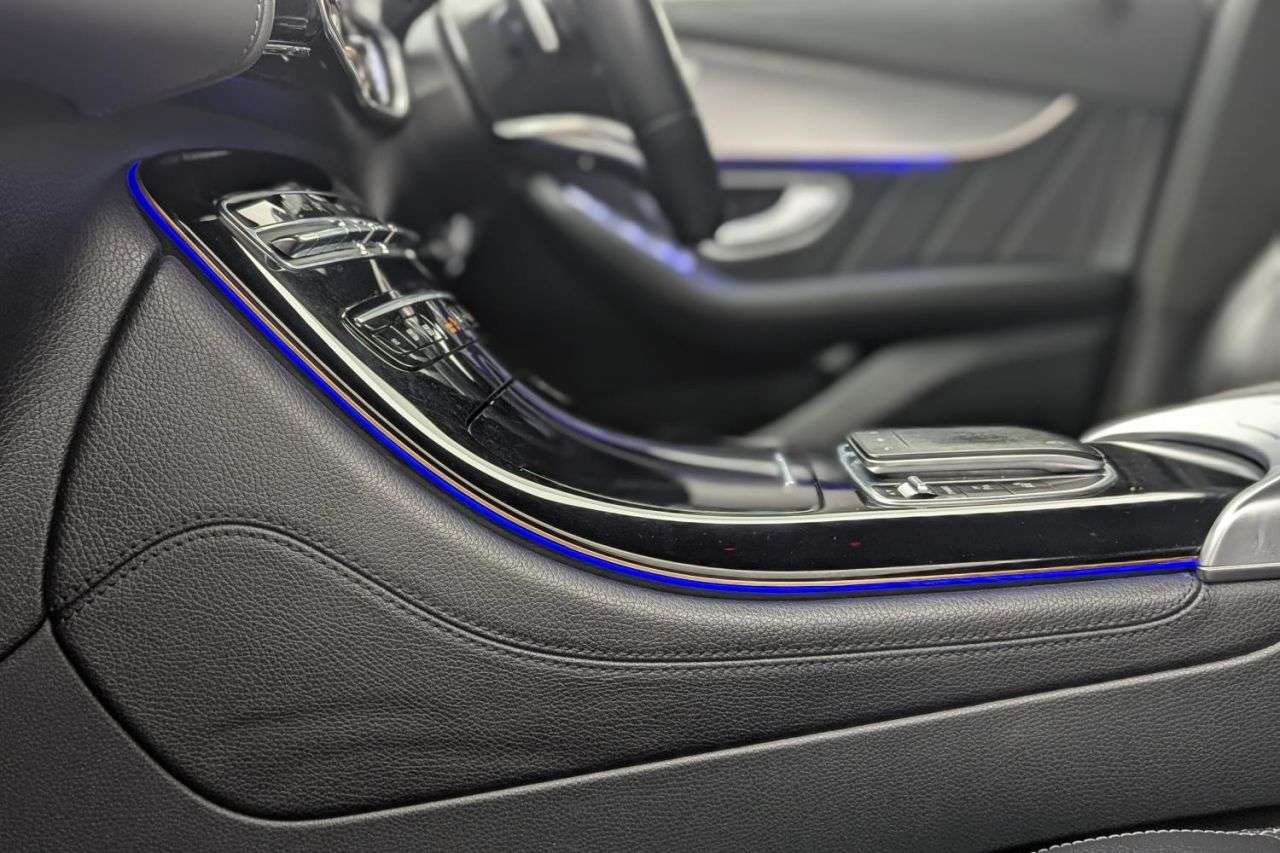 2021 MERCEDES-BENZ EQC 2021 MERCEDES-BENZ EQC