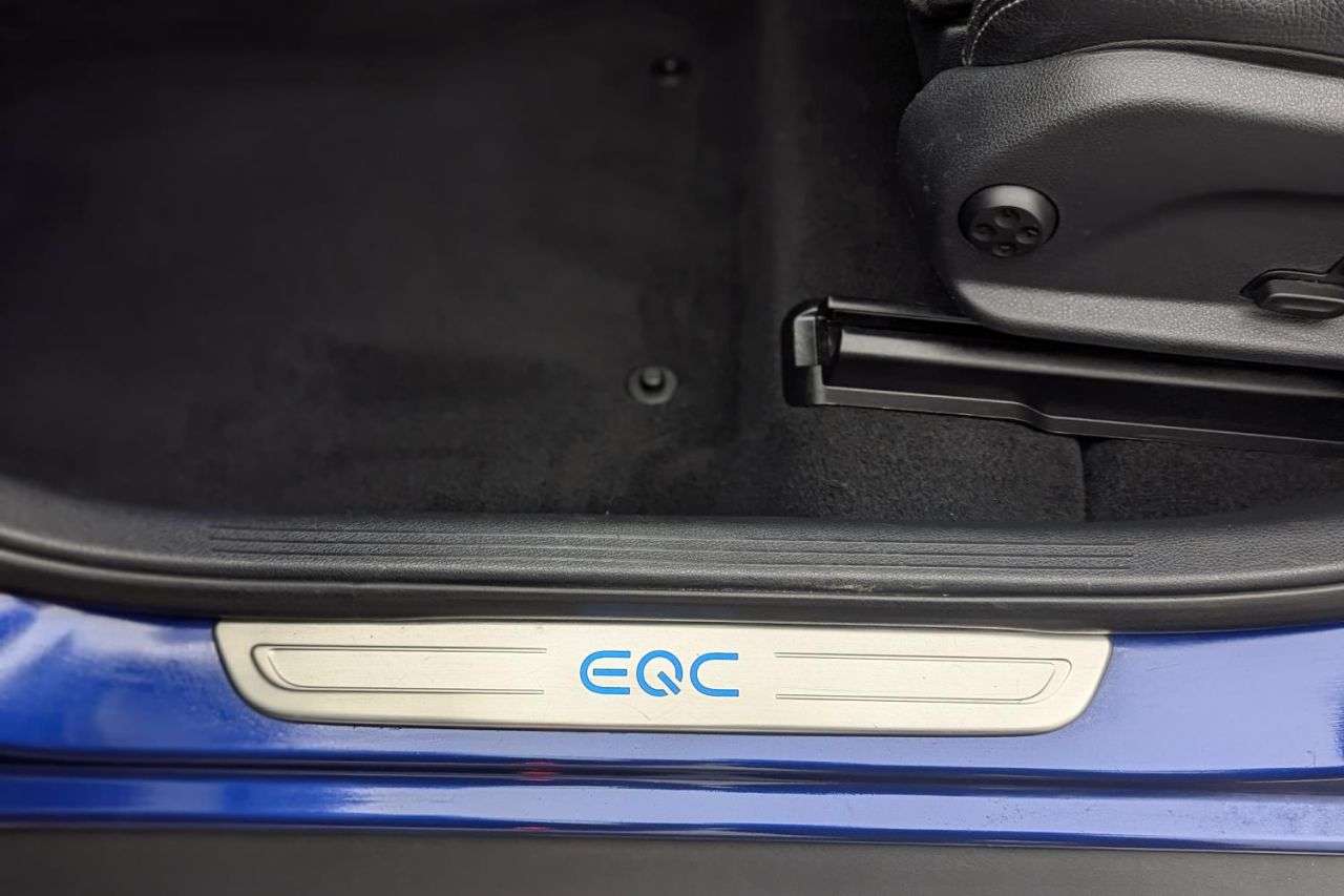 2021 MERCEDES-BENZ EQC 2021 MERCEDES-BENZ EQC