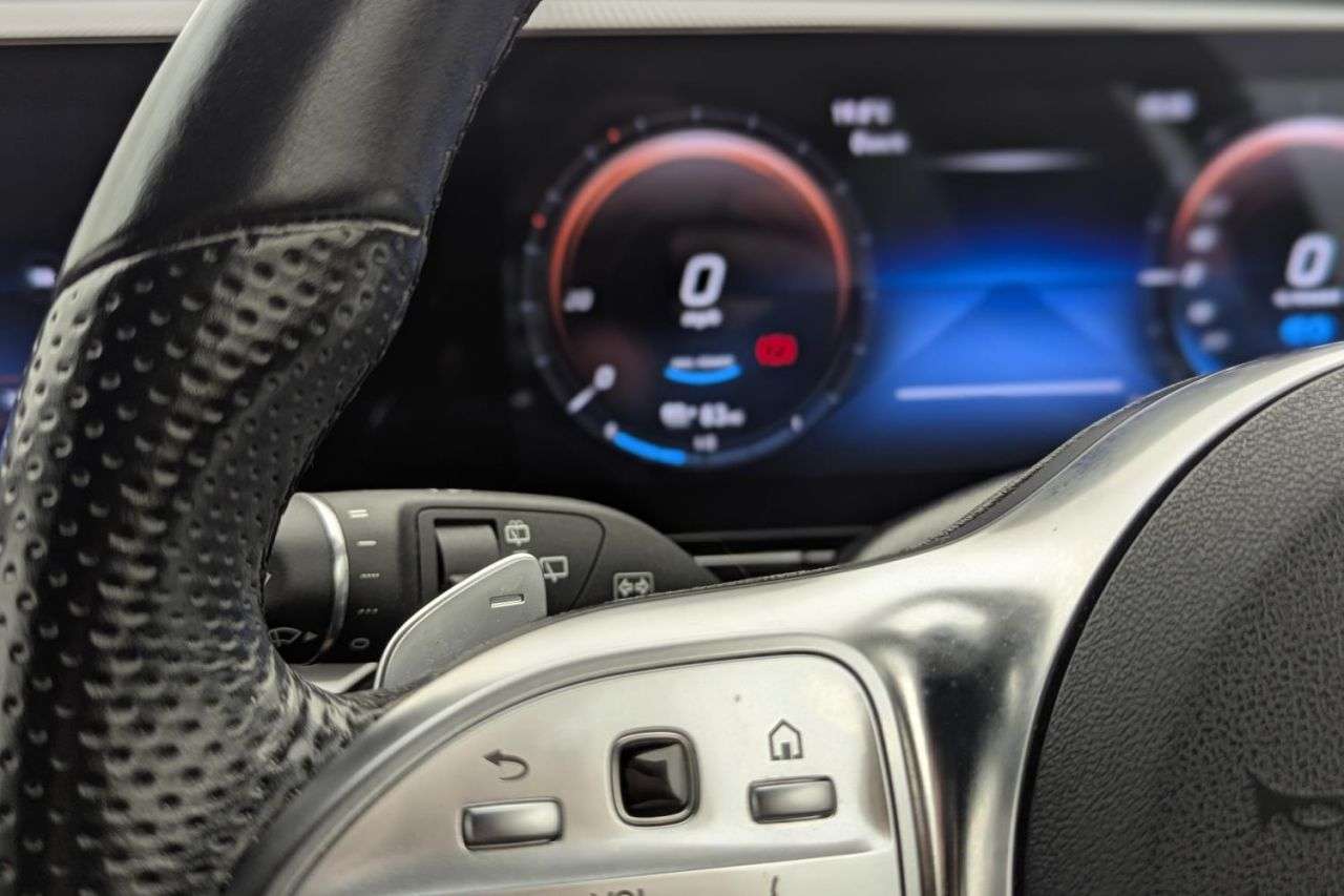 2021 MERCEDES-BENZ EQC 2021 MERCEDES-BENZ EQC