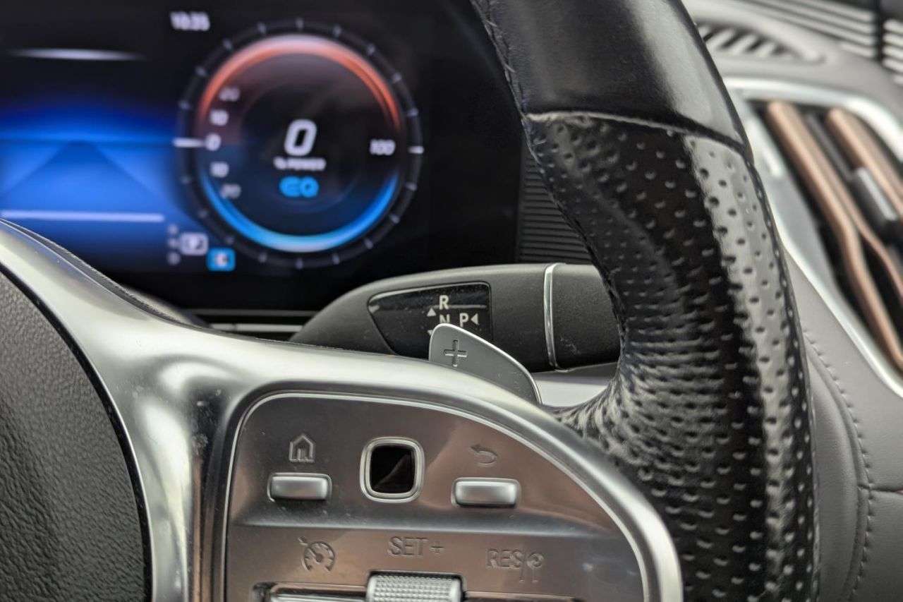 2021 MERCEDES-BENZ EQC 2021 MERCEDES-BENZ EQC