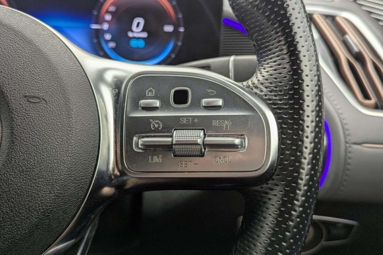 2021 MERCEDES-BENZ EQC 2021 MERCEDES-BENZ EQC