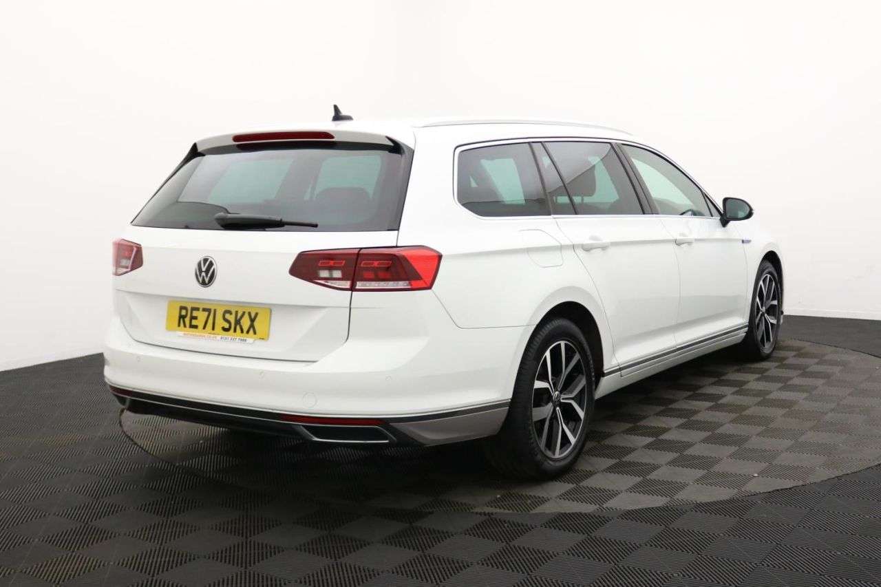 2021 VOLKSWAGEN PASSAT 2021 VOLKSWAGEN PASSAT