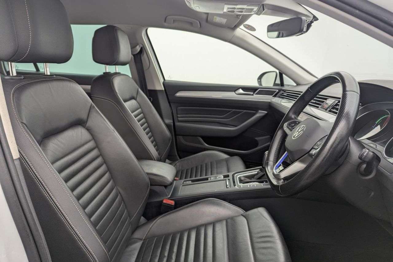2021 VOLKSWAGEN PASSAT 2021 VOLKSWAGEN PASSAT