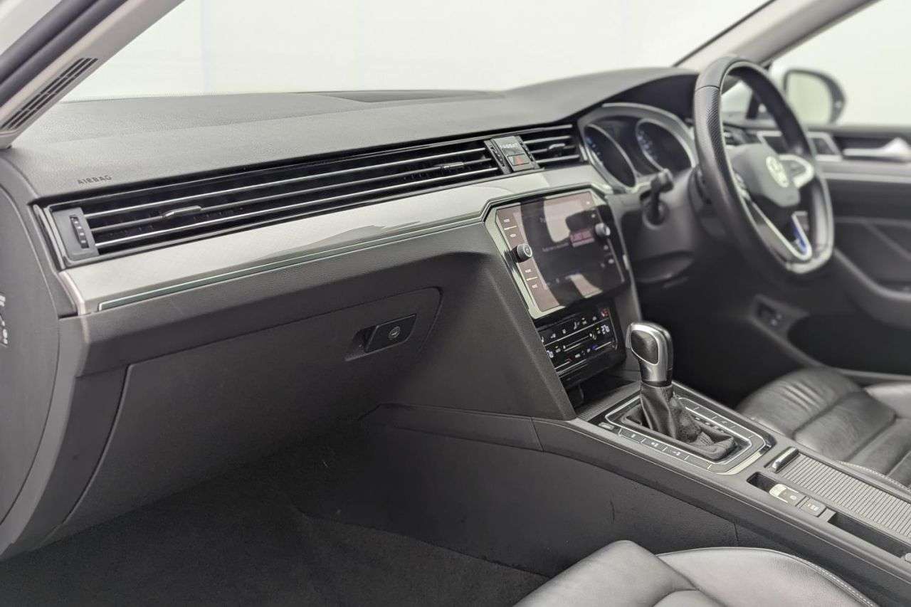 2021 VOLKSWAGEN PASSAT 2021 VOLKSWAGEN PASSAT