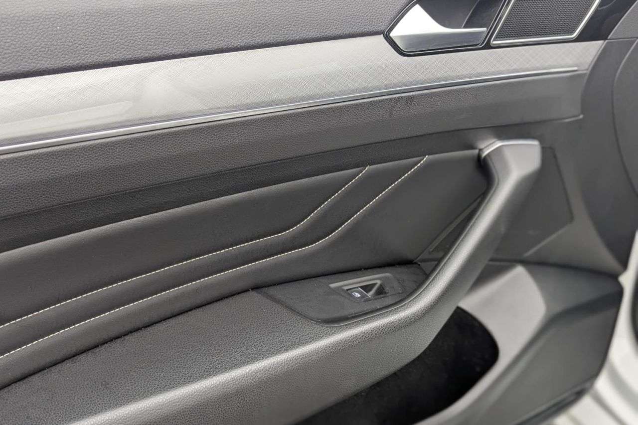 2021 VOLKSWAGEN PASSAT 2021 VOLKSWAGEN PASSAT