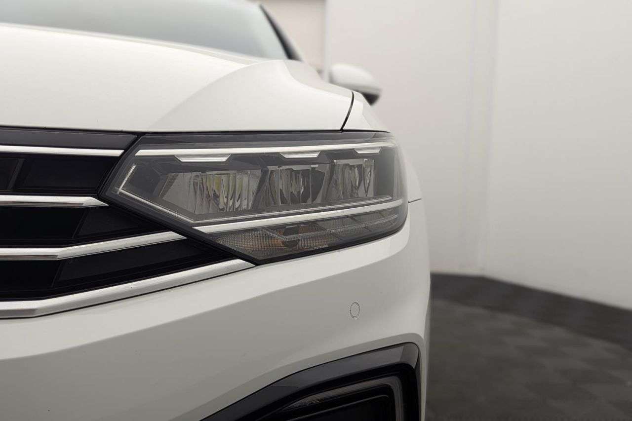 2021 VOLKSWAGEN PASSAT 2021 VOLKSWAGEN PASSAT
