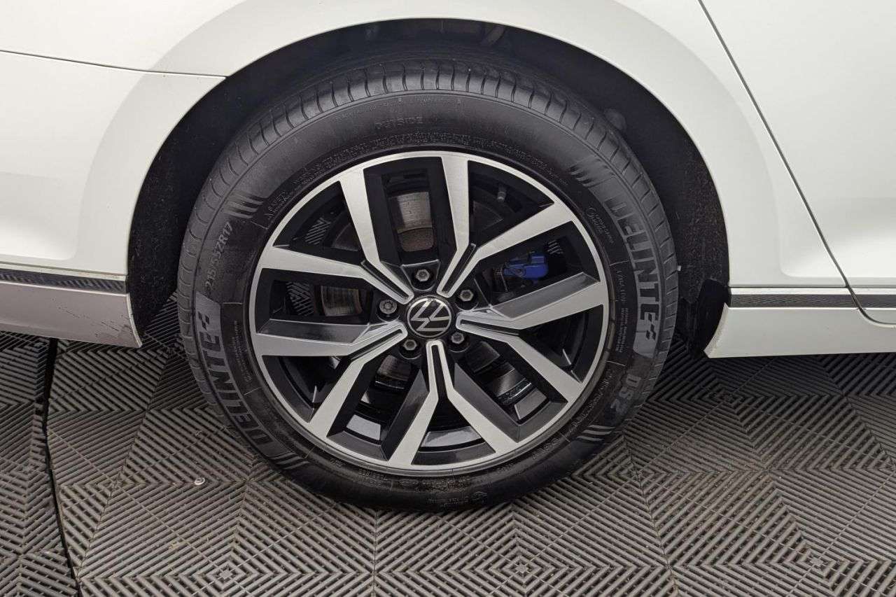 2021 VOLKSWAGEN PASSAT 2021 VOLKSWAGEN PASSAT